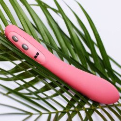 ESTOY JUGANDO - EL VIBRADOR...