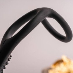 ROCKS-OFF - RO-ZEN RRO TAPÓN ANAL CON ANILLO VIBRADOR PARA EL PENE NEGRO