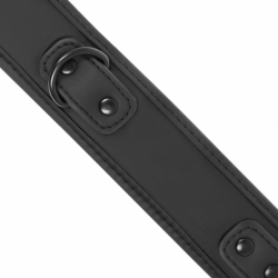 COLLAR DE CADENA CON FORRO DE NOPRENE PARA SUMISA FETICHISTA
