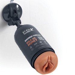 PDX PLUS - MASTURBADOR STROKER DISEÑO DE BOTELLA DISCRETO MILK ME CHAMPÚ DE CARAMELO Y MIEL